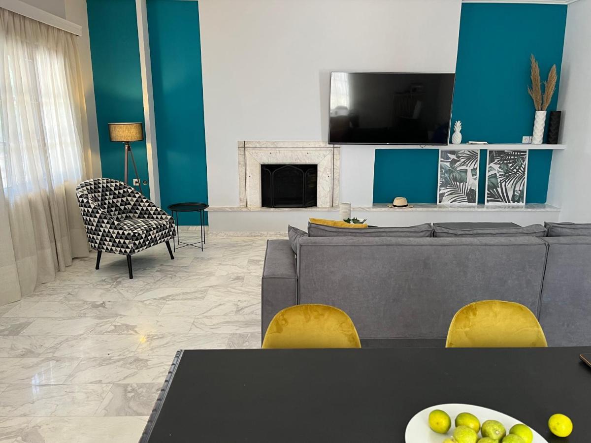 Kalloni Luxury Apartment Volos Exterior photo